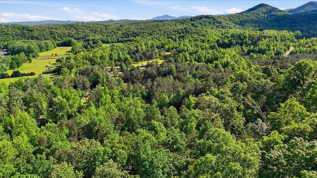 4 Matthews Creek Lane, Cleveland, SC 29635