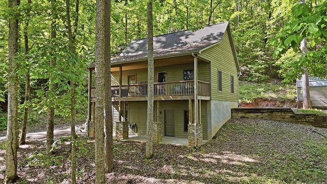 4 Matthews Creek Lane, Cleveland, SC 29635