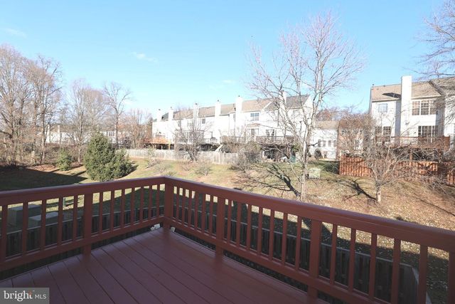 47616 WATKINS ISLAND SQ, Sterling, VA 20165