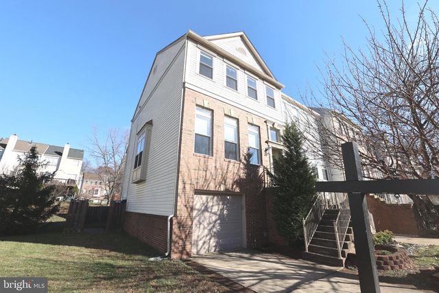 47616 WATKINS ISLAND SQ, Sterling, VA 20165