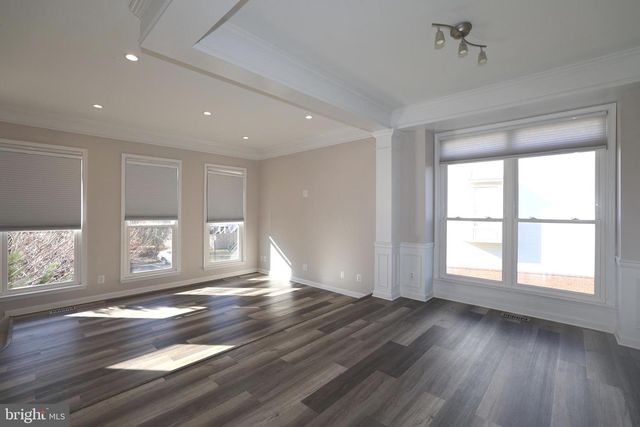 47616 WATKINS ISLAND SQ, Sterling, VA 20165