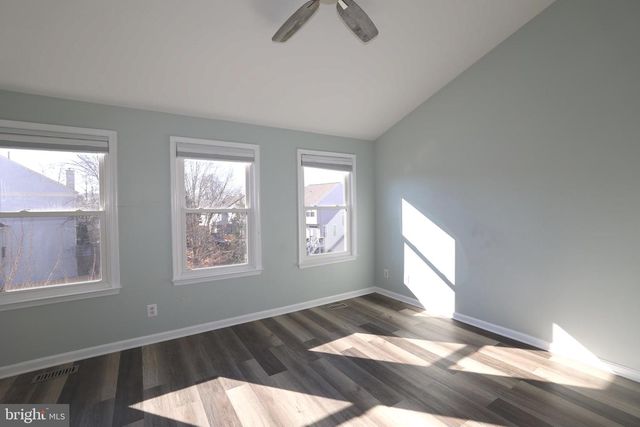 47616 WATKINS ISLAND SQ, Sterling, VA 20165