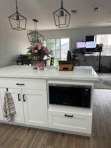 9374 Deeth Ct, Sacramento, CA 95827