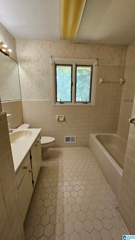 422 W 45TH STREET, Anniston, AL 36206