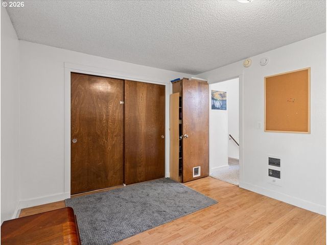 7110 Ne 43RD St B, Vancouver, WA 98661