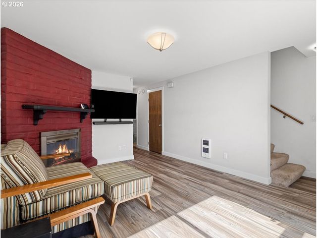 7110 Ne 43RD St B, Vancouver, WA 98661