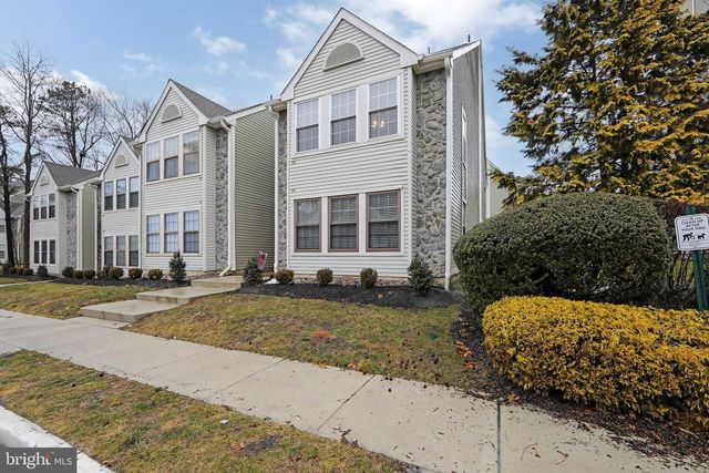 24 CHELMSFORD CT., Marlton, NJ 08053