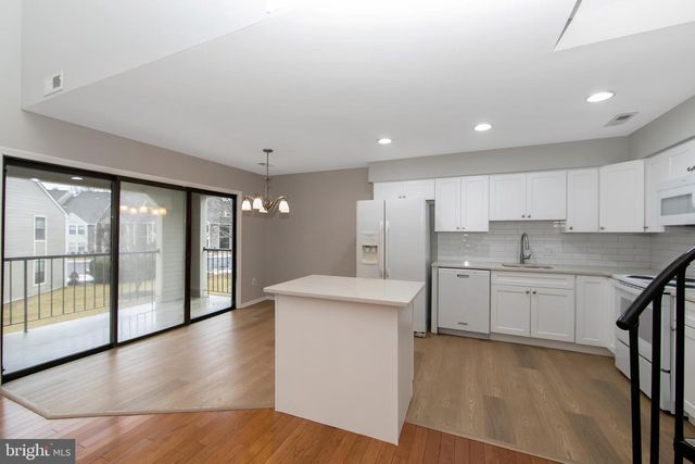 24 CHELMSFORD CT., Marlton, NJ 08053