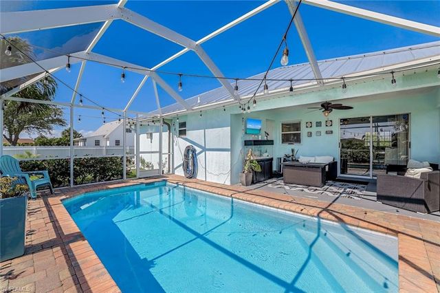 28 SW 21st AVE, Cape Coral, FL 33991