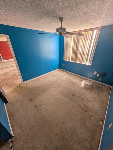 9495 Evergreen Place 102, Davie, FL 33324