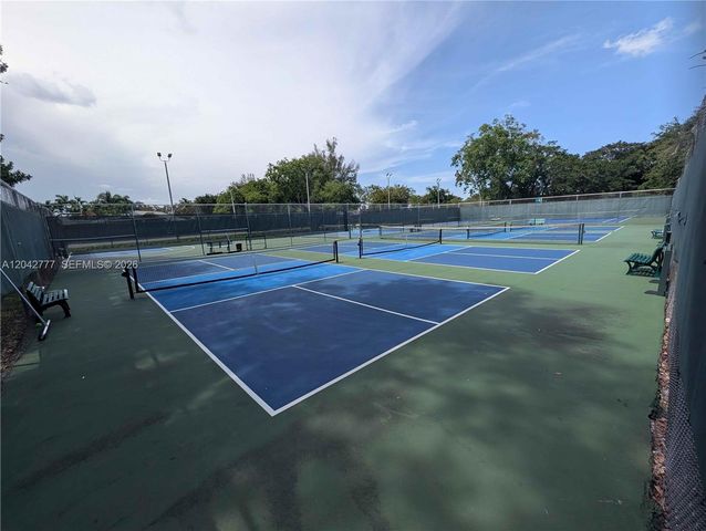 9495 Evergreen Place 102, Davie, FL 33324