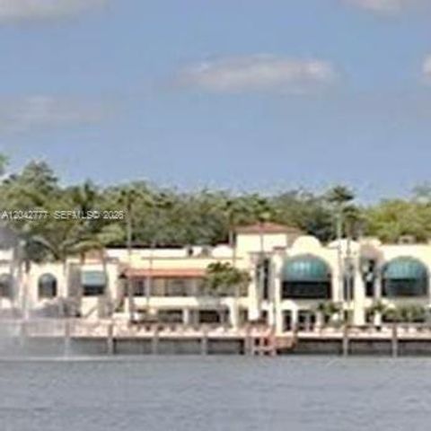 9495 Evergreen Place 102, Davie, FL 33324