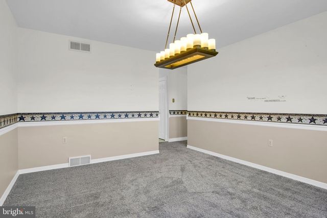 12 EASTWOOD DR, Carlisle, PA 17015