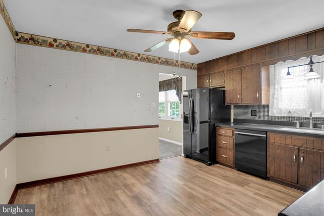 12 EASTWOOD DR, Carlisle, PA 17015