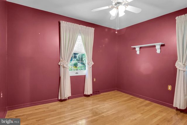 12 EASTWOOD DR, Carlisle, PA 17015