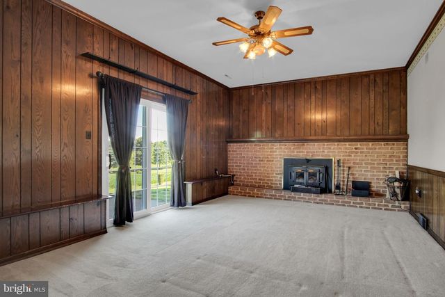 12 EASTWOOD DR, Carlisle, PA 17015