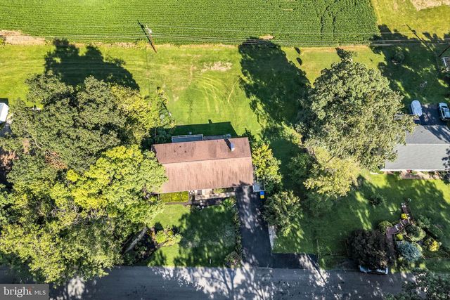 12 EASTWOOD DR, Carlisle, PA 17015