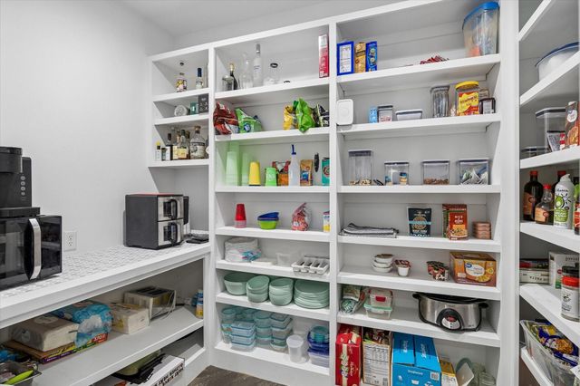 90 Twinstone Circle, Coldspring, TX 77331