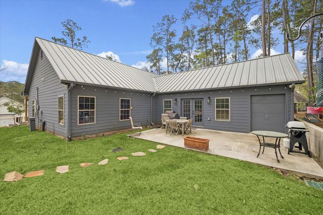 90 Twinstone Circle, Coldspring, TX 77331