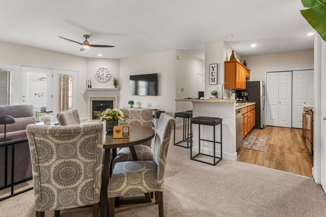 3604 Thornhill Drive 3604, Champaign, IL 61822