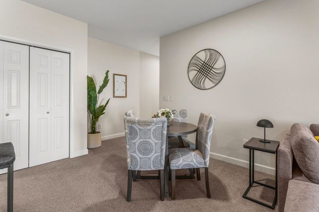 3604 Thornhill Drive 3604, Champaign, IL 61822