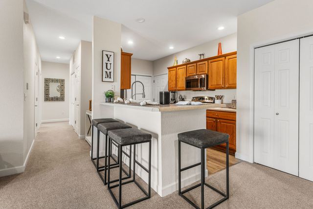 3604 Thornhill Drive 3604, Champaign, IL 61822