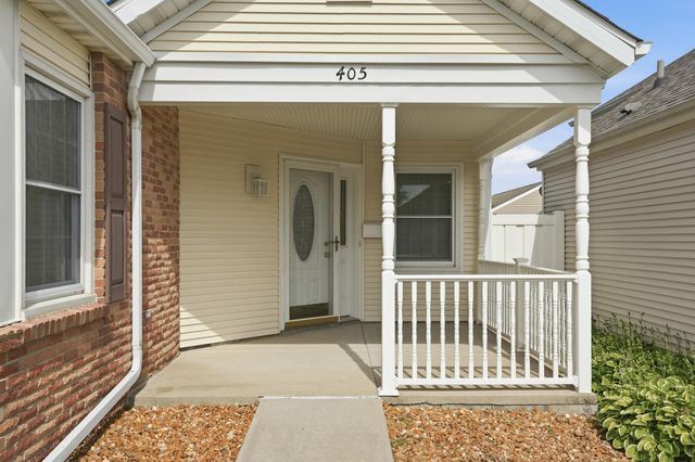 405 Dogwood Lane, Lowell, IN 46356