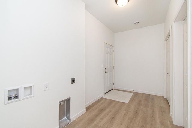 2566 69th Avenue S, Fargo, ND 58104