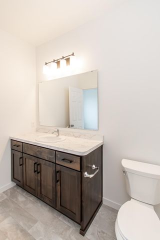 2566 69th Avenue S, Fargo, ND 58104