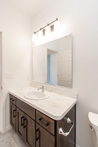 2566 69th Avenue S, Fargo, ND 58104