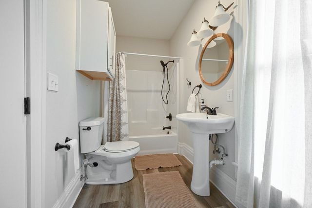 604 Tenth St., Mena, AR 71953