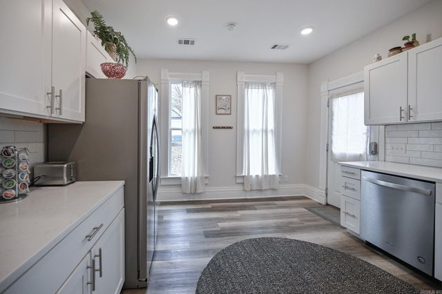 604 Tenth St., Mena, AR 71953