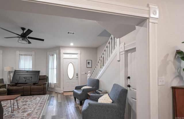 604 Tenth St., Mena, AR 71953