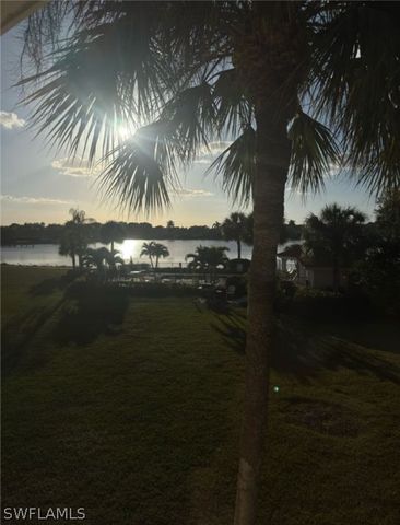 529 Mardel DR 311, Naples, FL 34104