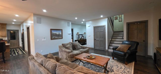 109 Lonesome Pine Trail, Butler, TN 37640