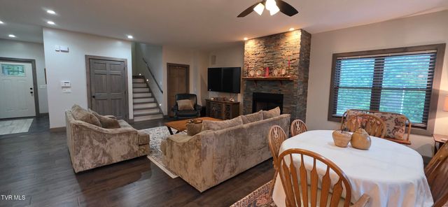 109 Lonesome Pine Trail, Butler, TN 37640