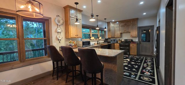 109 Lonesome Pine Trail, Butler, TN 37640