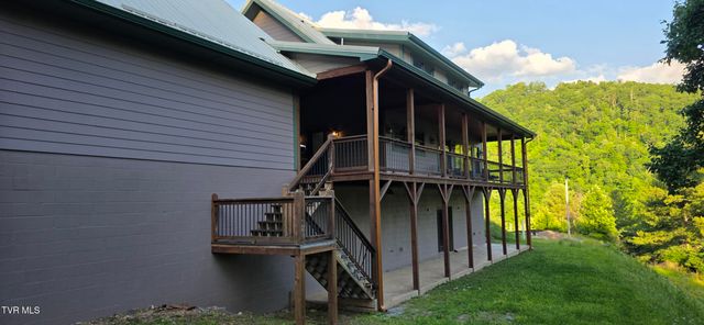109 Lonesome Pine Trail, Butler, TN 37640