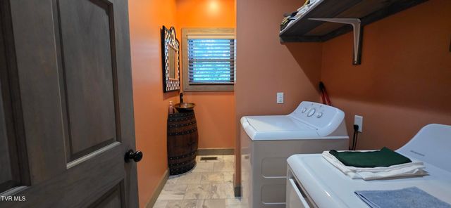 109 Lonesome Pine Trail, Butler, TN 37640