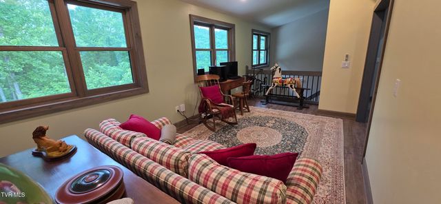 109 Lonesome Pine Trail, Butler, TN 37640