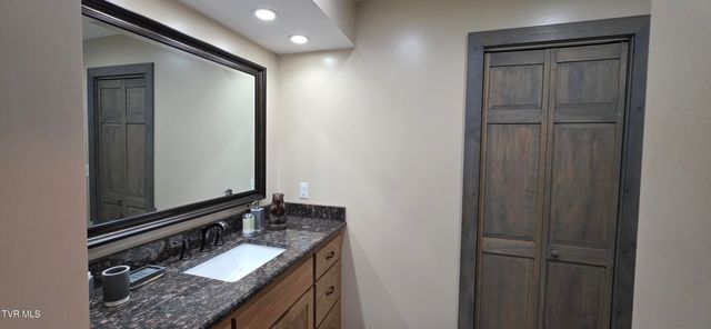 109 Lonesome Pine Trail, Butler, TN 37640