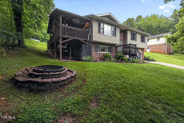 4020 Cooks Inlet Road, Kingsport, TN 37664
