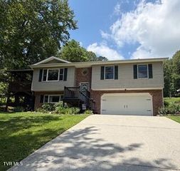 4020 Cooks Inlet Road, Kingsport, TN 37664