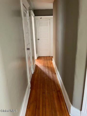 26 Linden Street, Schenectady, NY 12304