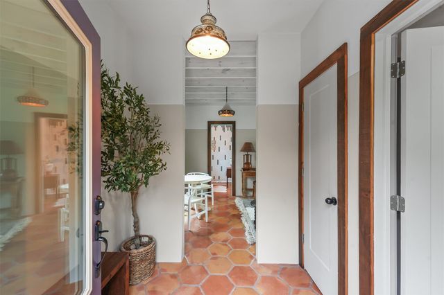 3114 Avenue M, Galveston, TX 77550
