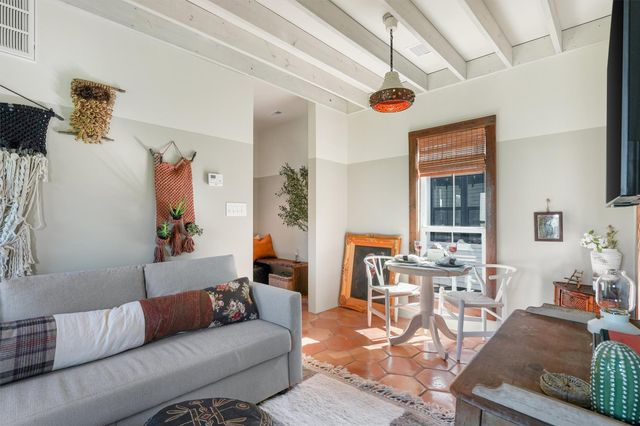 3114 Avenue M, Galveston, TX 77550