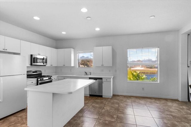 4915 MISSION PARK LANE, Bradenton, FL 34211