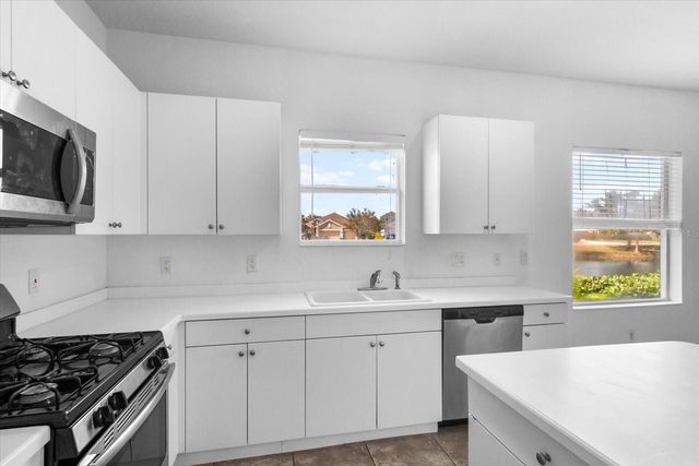 4915 MISSION PARK LANE, Bradenton, FL 34211