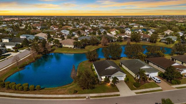 4915 MISSION PARK LANE, Bradenton, FL 34211