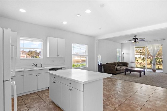 4915 MISSION PARK LANE, Bradenton, FL 34211